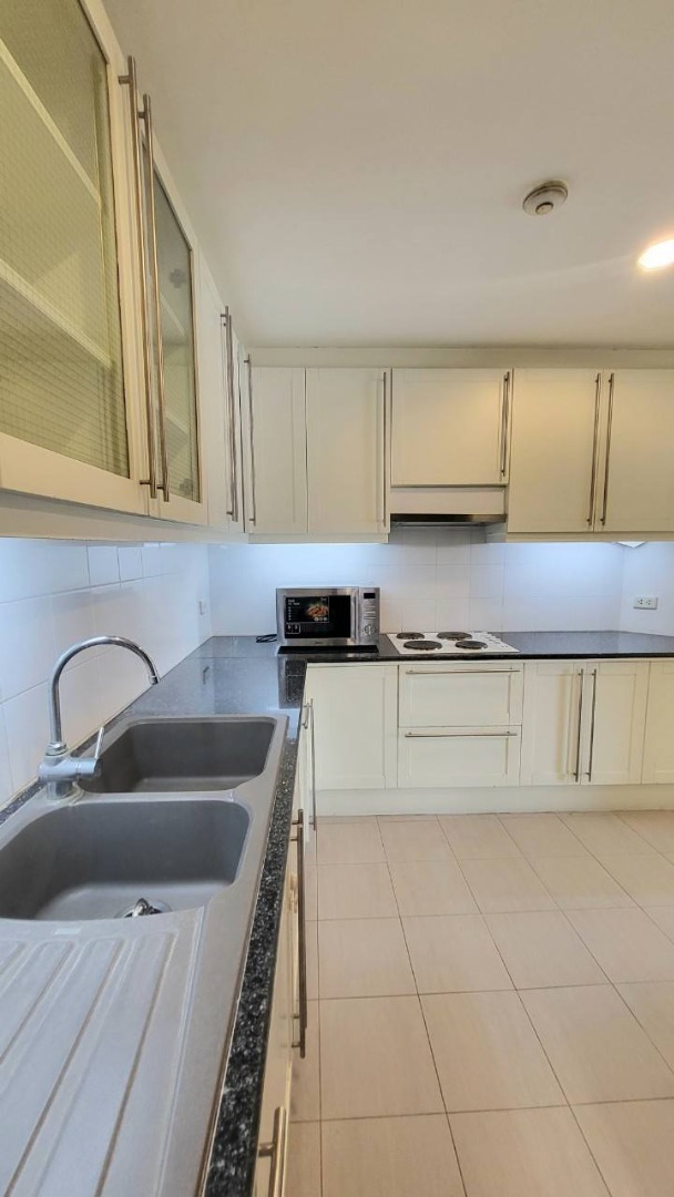Bangkok Garden, 2 bed condo in Rama 3, Bangkok — photo 21
