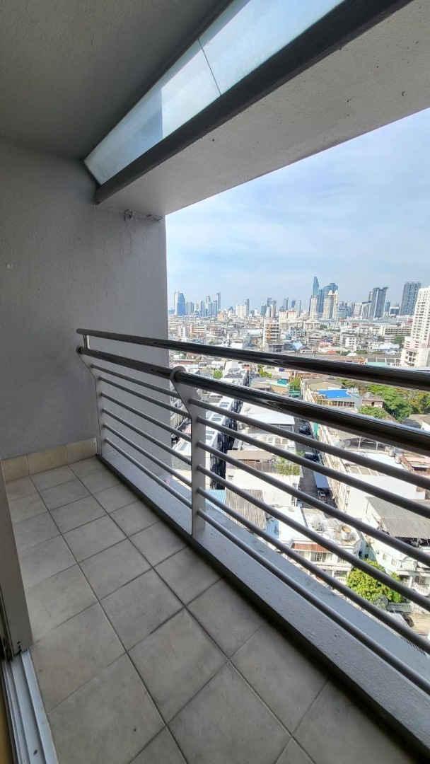 Bangkok Garden, 2 bed condo in Rama 3, Bangkok — photo 24