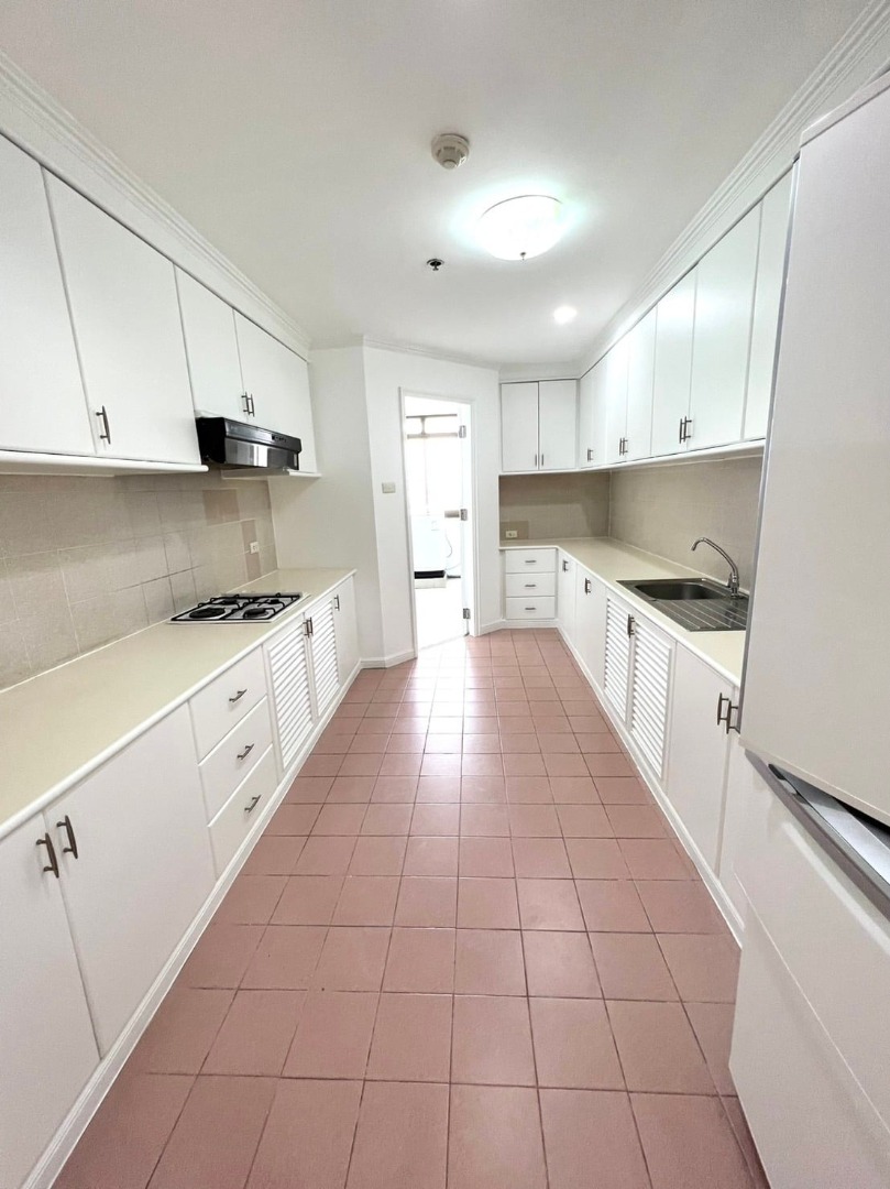 The Waterford Park Sukhumvit 53, 2 bed condo in Sukhumvit, Bangkok — photo 9