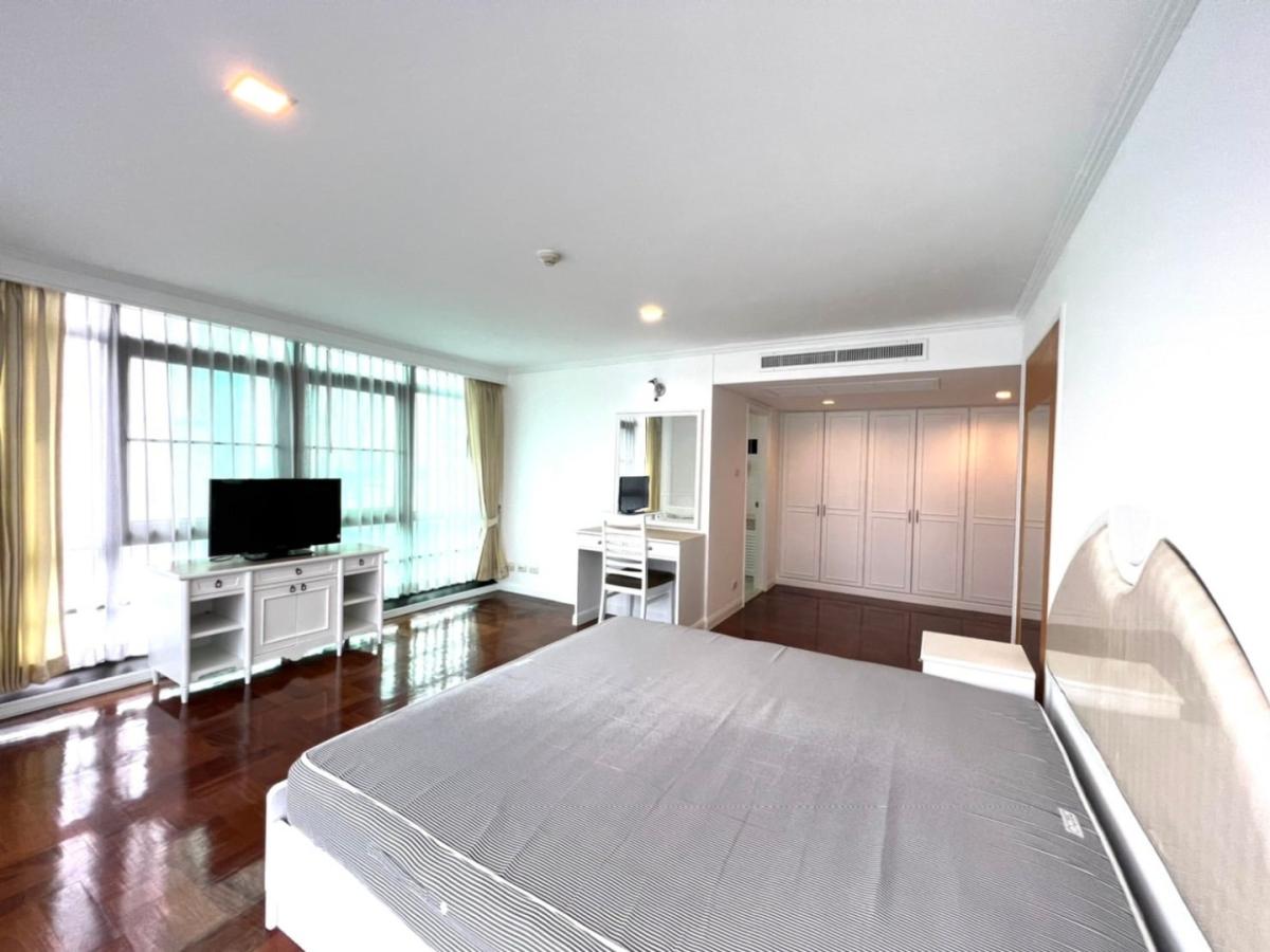 The Waterford Park Sukhumvit 53, 2 bed condo in Sukhumvit, Bangkok — photo 14