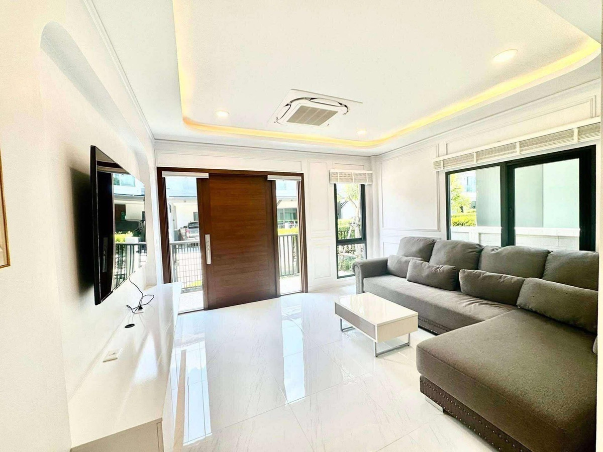 THE CITY BANGNA, 4 bed house in Bang Na, Bangkok — photo 2