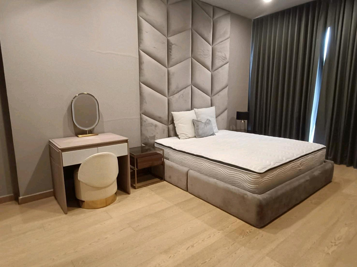 The Monument Thonglor, 2 bed condo in Sukhumvit, Bangkok — photo 11
