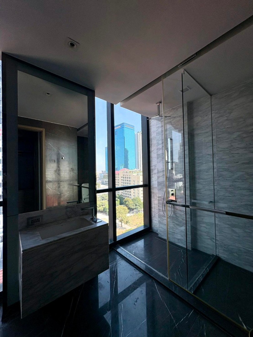 The Monument Thonglor, 2 bed condo in Sukhumvit, Bangkok — photo 9