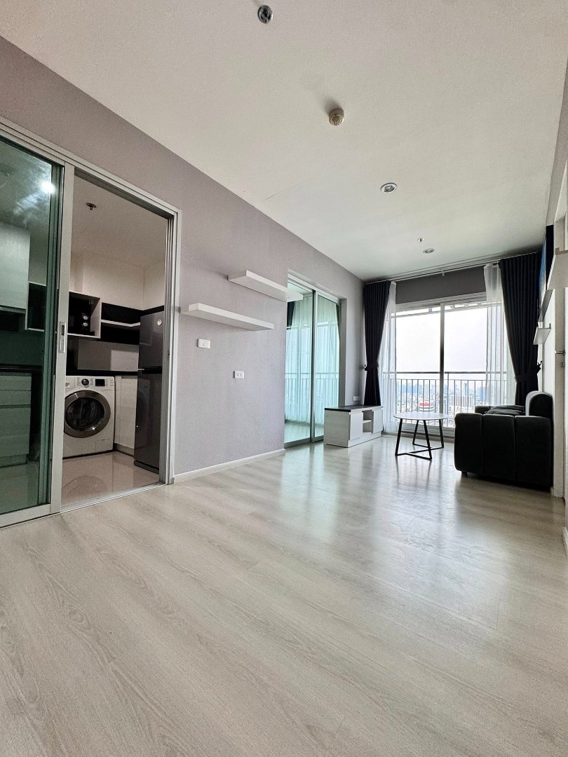 Life Ratchadaphisek, 1 bed condo in Ratchadaphisek, Bangkok — photo 4