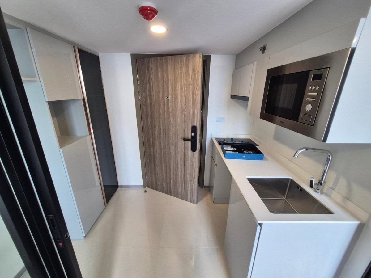 Knightsbridge Space Sukhumvit - Rama 4, 1 bed condo in On Nut, Bangkok — photo 6