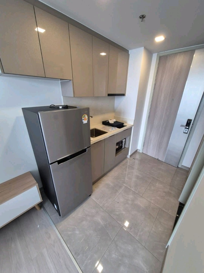 One Nine Five Asoke - Rama 9, 1 bed condo in Rama 9, Bangkok — photo 2