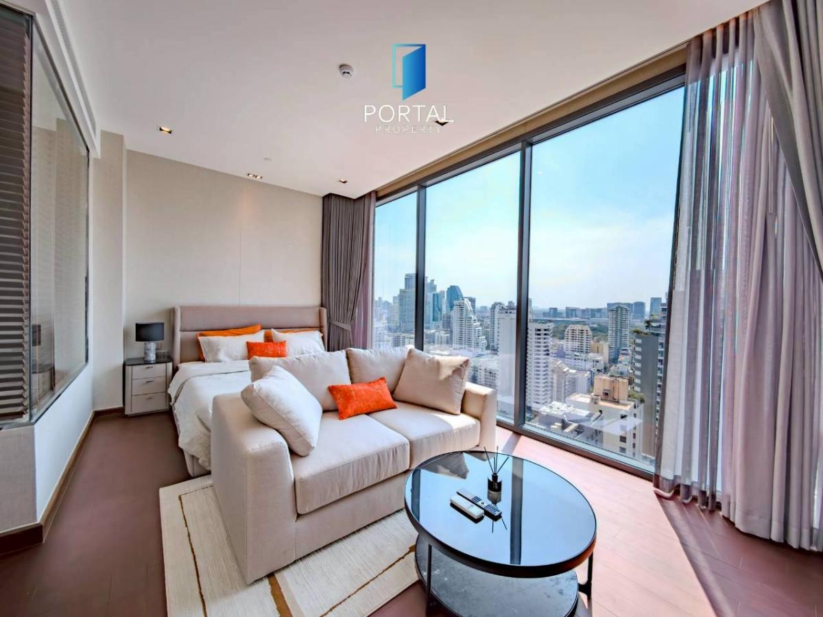 Q1 Sukhumvit, 3 bed condo in Nana North, Bangkok — photo 17