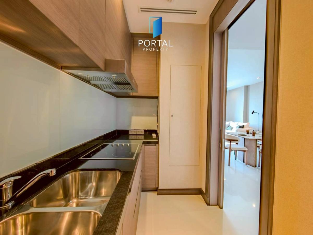 Q1 Sukhumvit, 3 bed condo in Nana North, Bangkok — photo 7