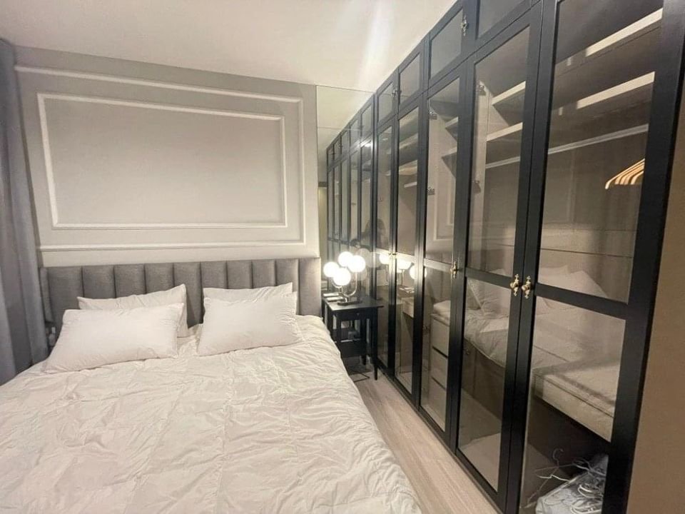 Life Asoke - Rama 9, 2 bed condo in Rama 9, Bangkok — photo 12