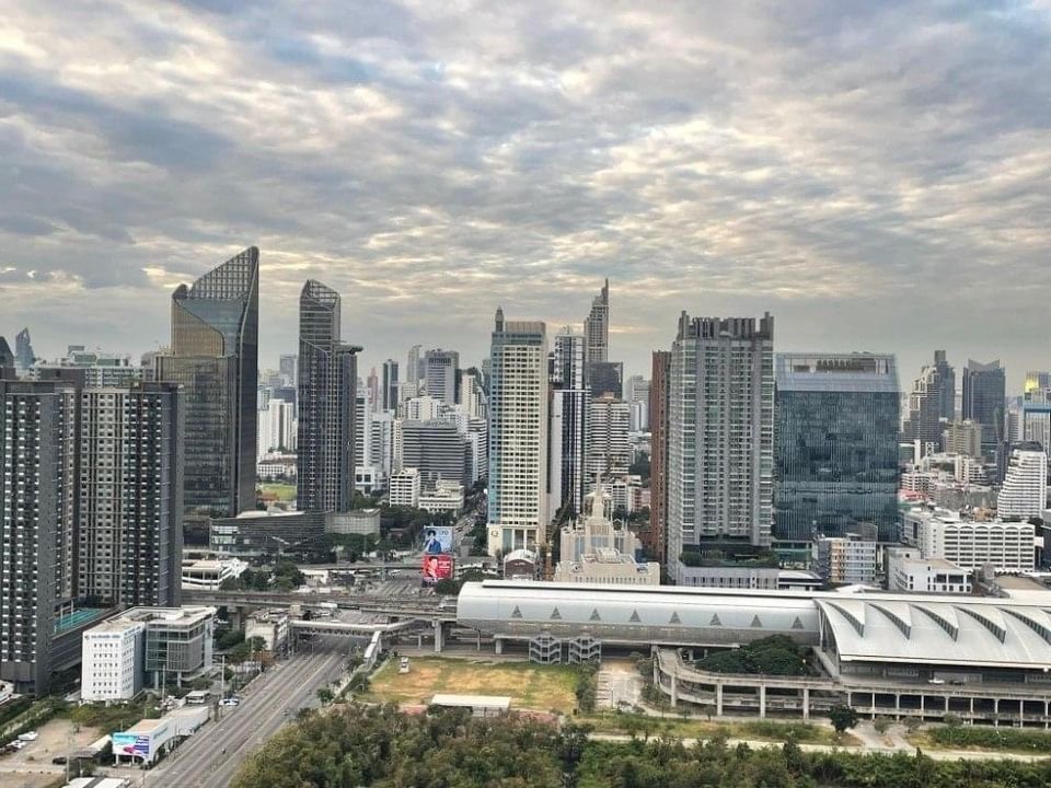 Life Asoke - Rama 9, 2 bed condo in Rama 9, Bangkok — photo 14