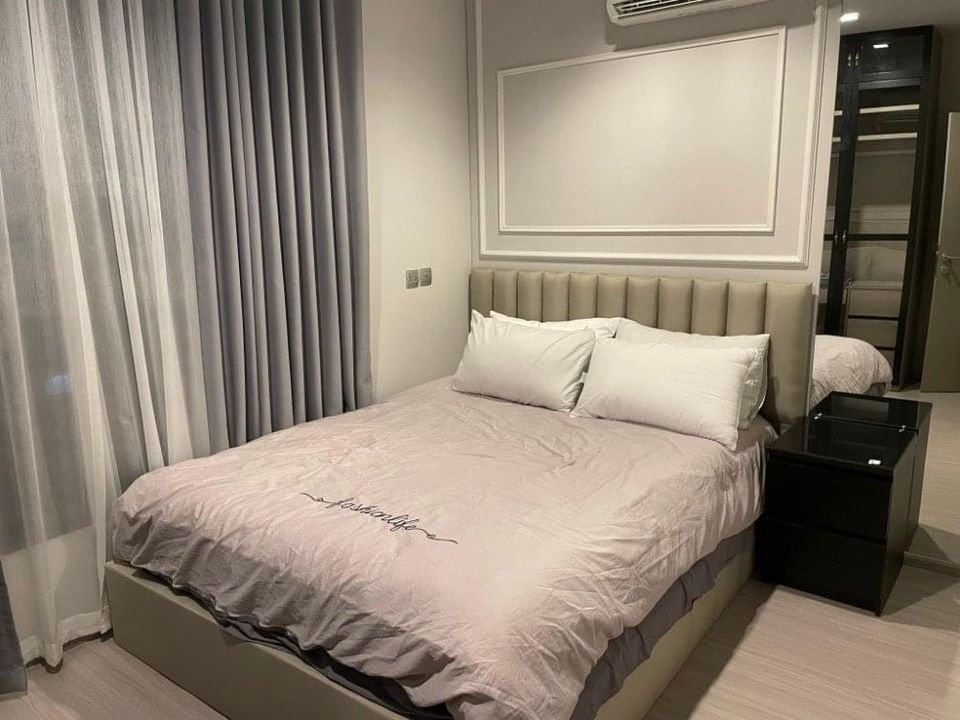 Life Asoke - Rama 9, 2 bed condo in Rama 9, Bangkok — photo 9