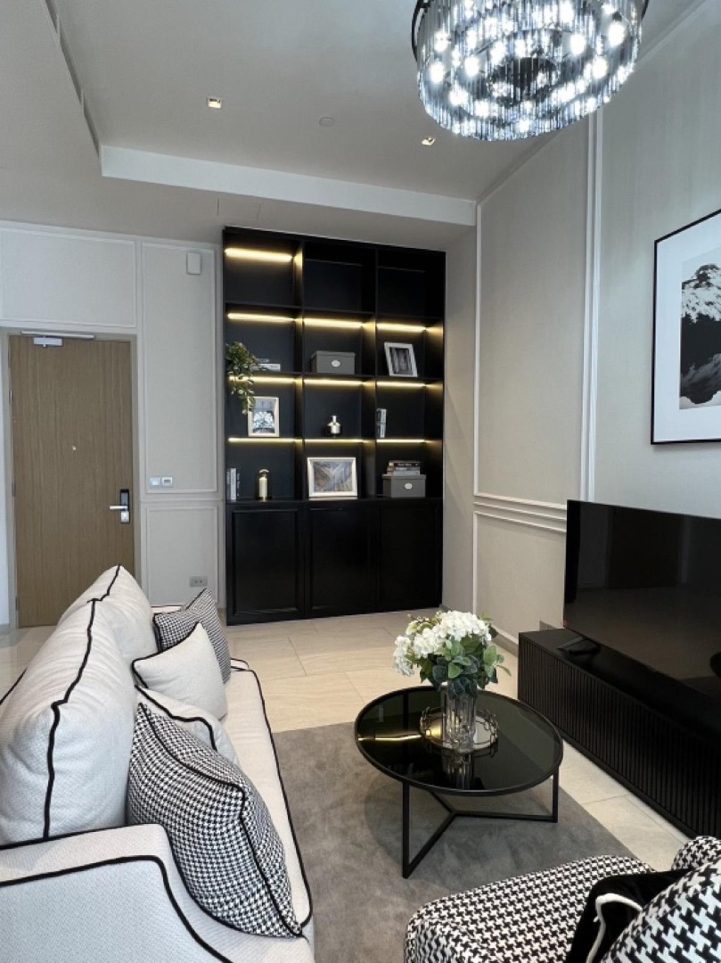 Ashton Silom, 2 bed condo in Silom, Bangkok — photo 2