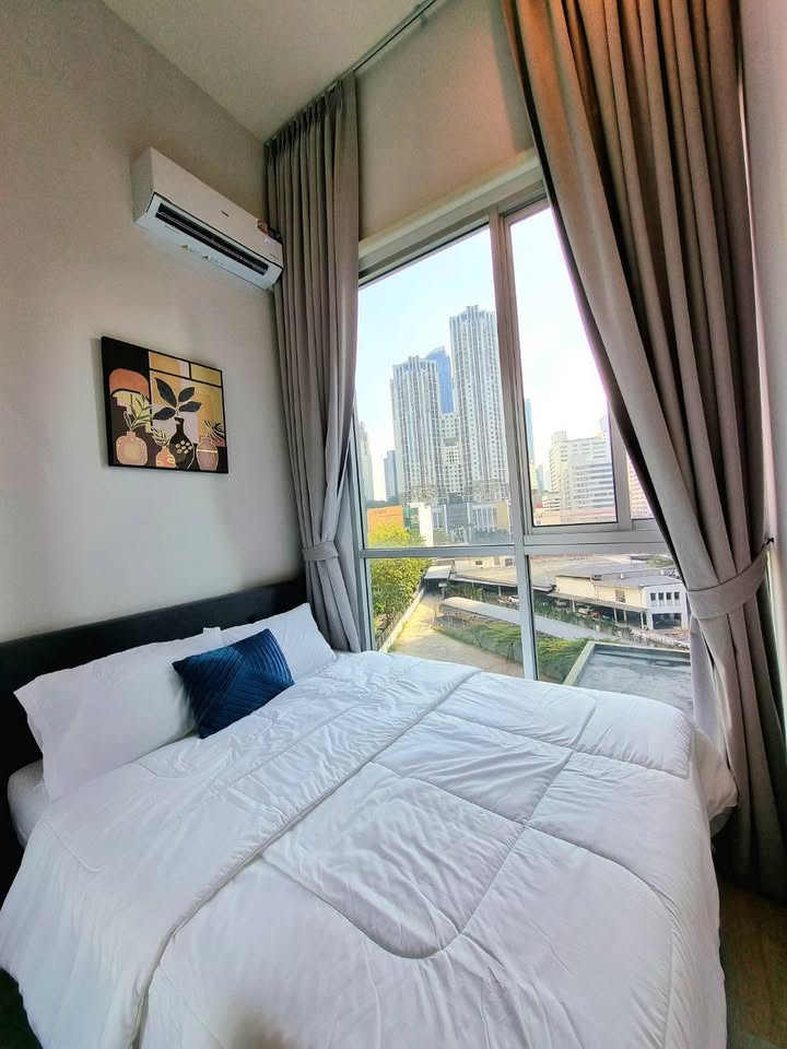 Noble Revolve Ratchada 2, 2 bed condo in Ratchadaphisek, Bangkok — photo 11