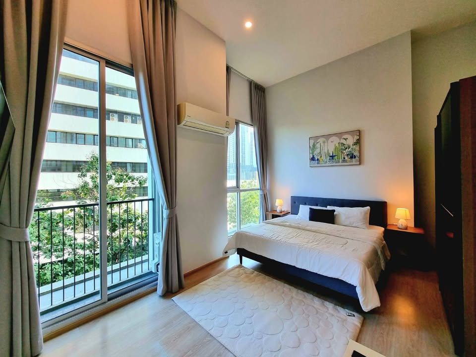 Noble Revolve Ratchada 2, 2 bed condo in Ratchadaphisek, Bangkok — photo 8