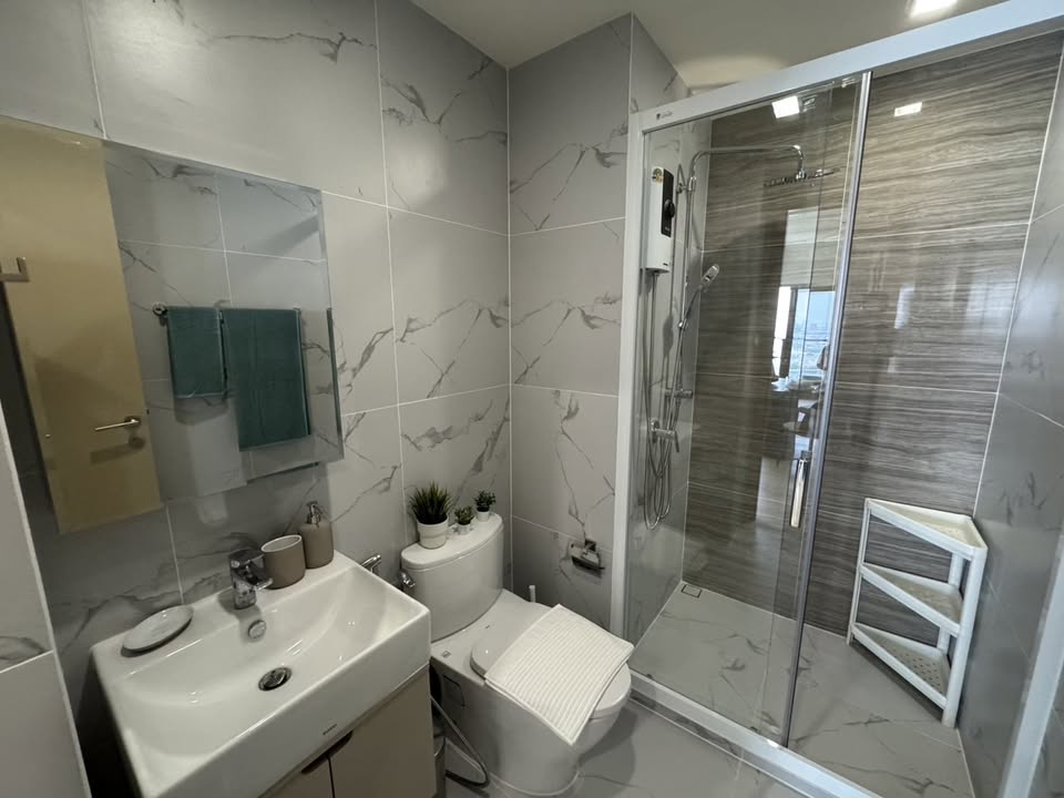 Na Riva Charoen Nakhon, 2 bed condo in Wongwian Yai, Bangkok — photo 12