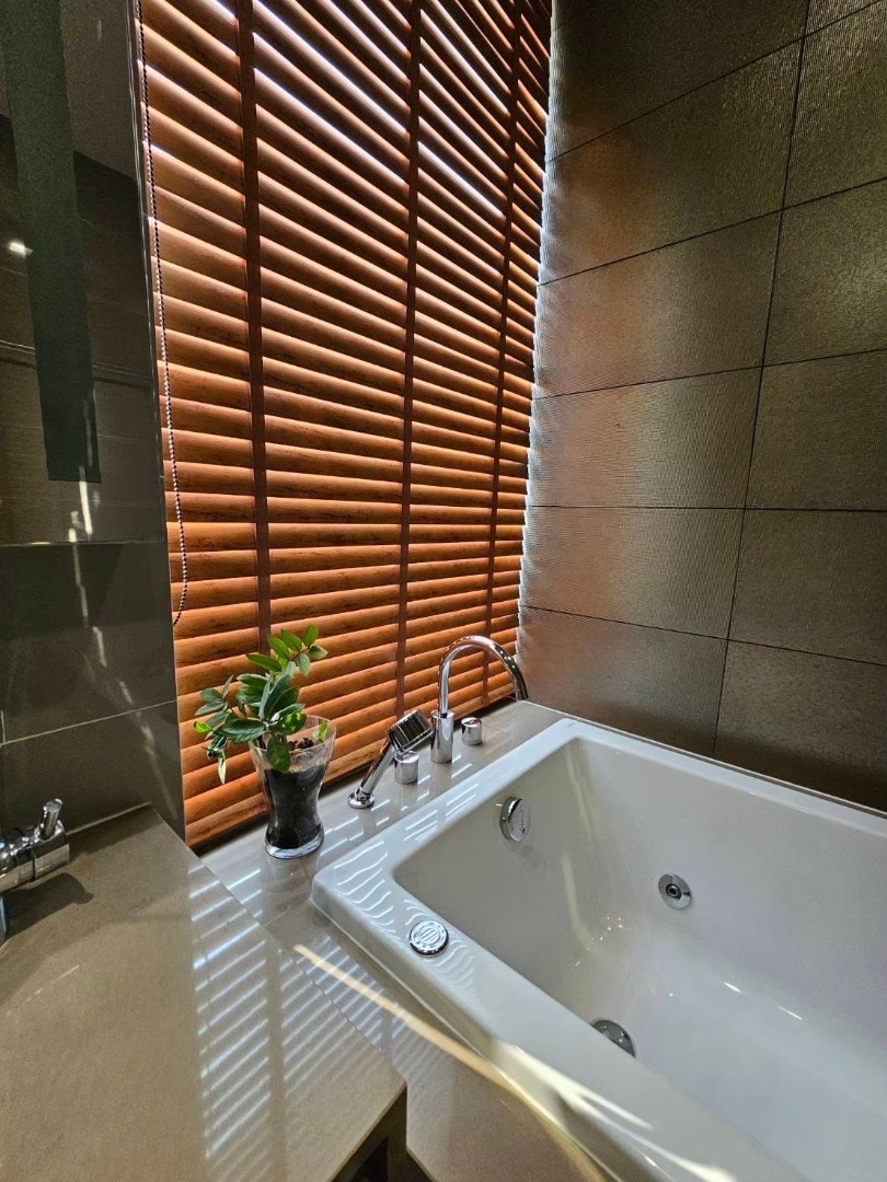 M Silom, 2 bed condo in Silom, Bangkok — photo 13