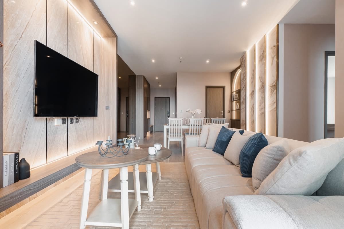 Rhythm Ekkamai Estate, 2 bed condo in Sukhumvit, Bangkok — photo 4