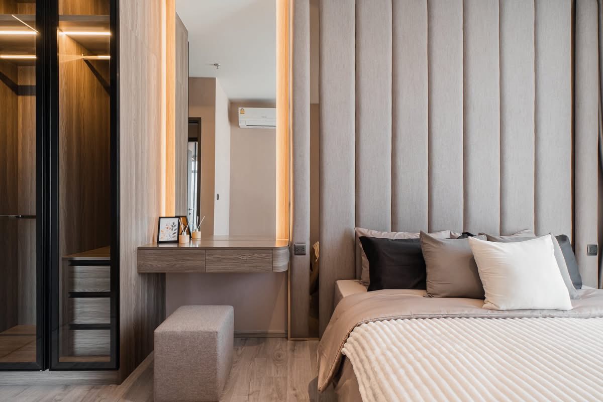 Rhythm Ekkamai Estate, 2 bed condo in Sukhumvit, Bangkok — photo 13