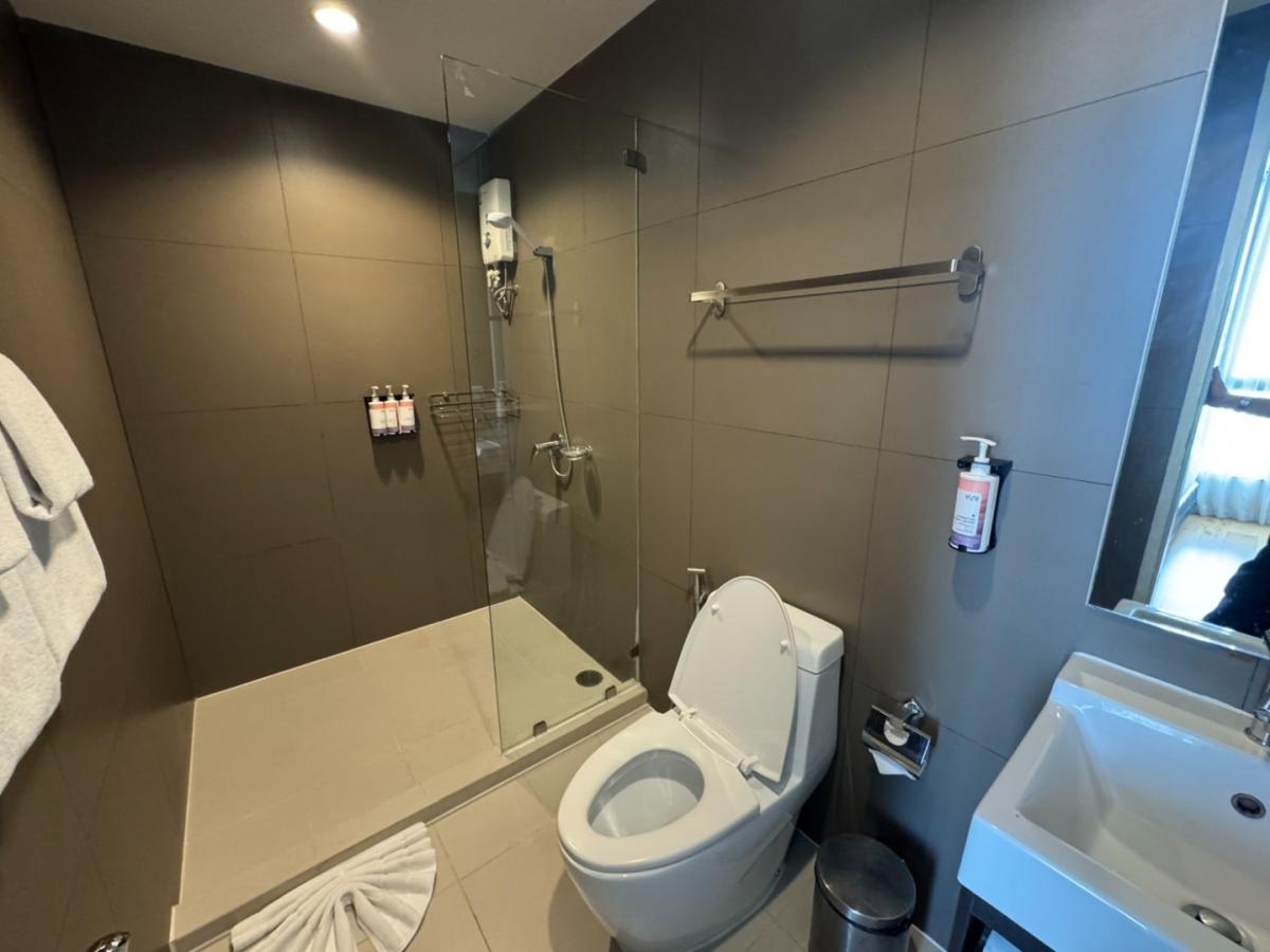Mövenpick Residences Ekkamai, 1 bed condo in Sukhumvit, Bangkok — photo 5