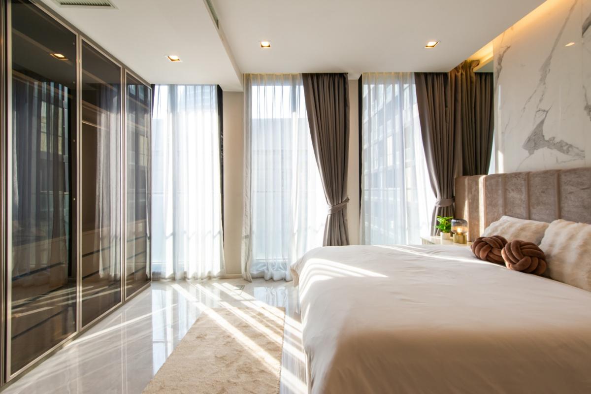 Noble Ploenchit, 1 bed condo in Wireless, Bangkok — photo 9