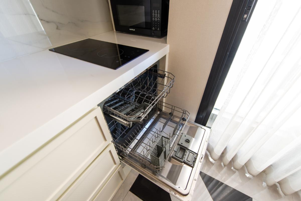 Noble Ploenchit, 1 bed condo in Wireless, Bangkok — photo 20