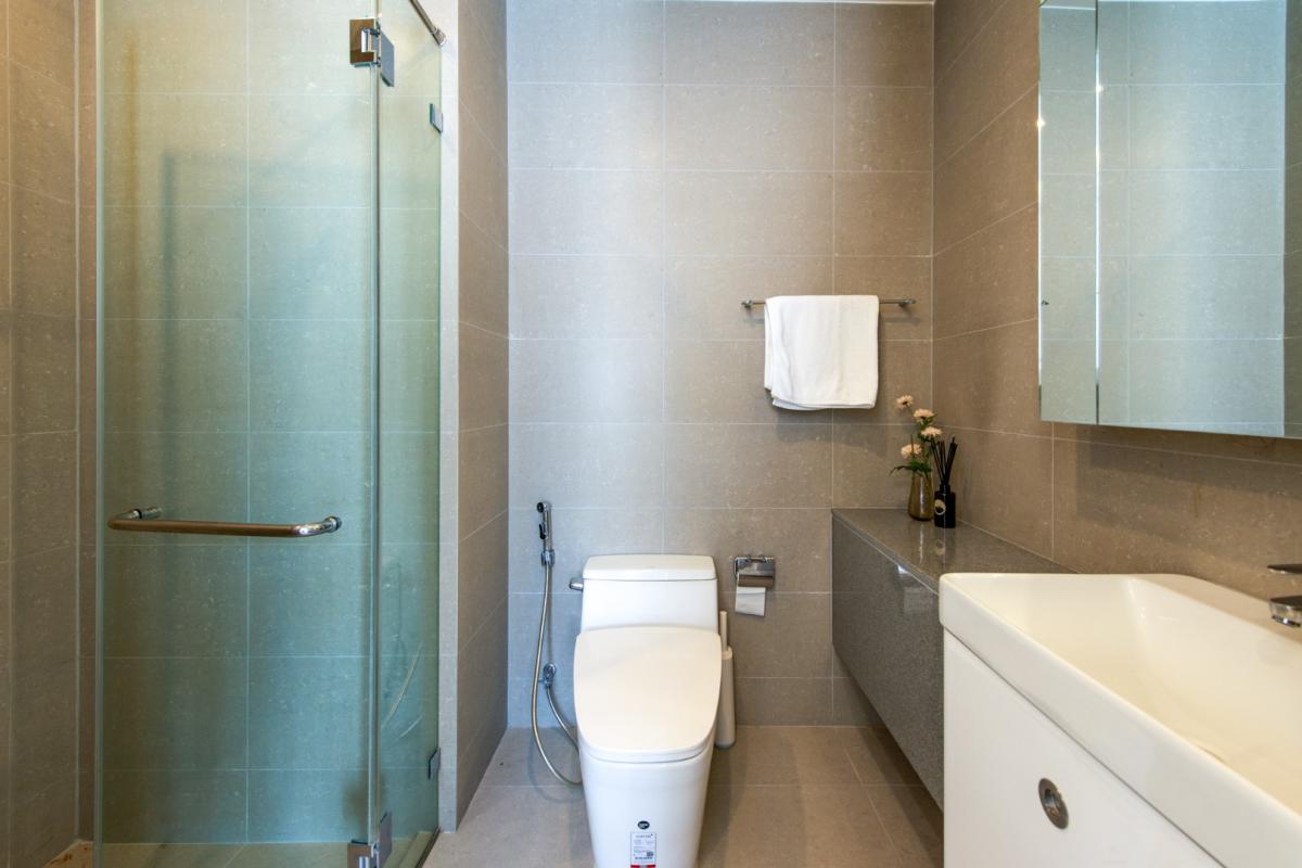 Noble Ploenchit, 1 bed condo in Wireless, Bangkok — photo 14