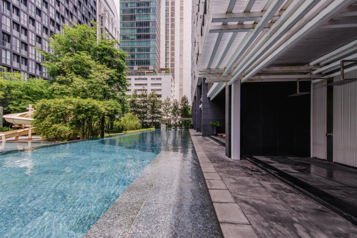 Noble Ploenchit, 1 bed condo in Wireless, Bangkok — photo 28