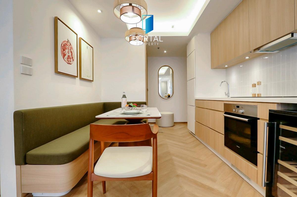 The Loft Ekkamai, 2 bed condo in Sukhumvit, Bangkok — photo 2
