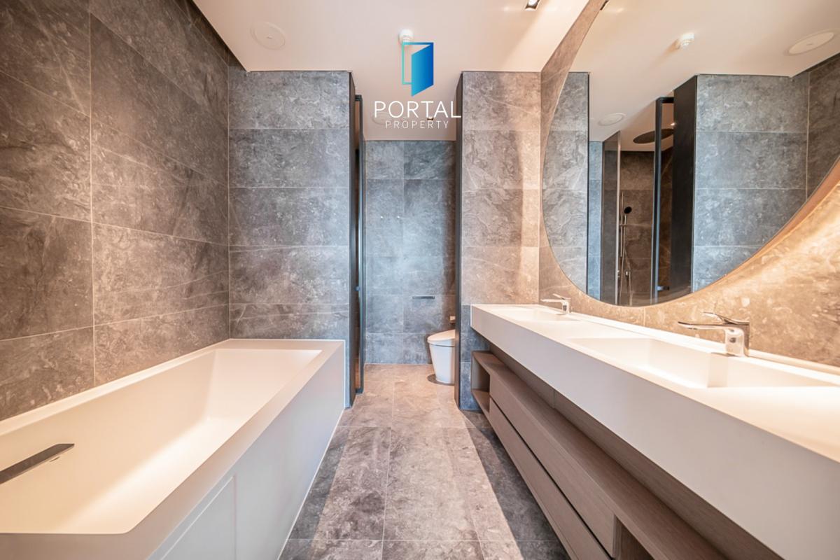 Banyan Tree Residences Riverside, 2 bed condo in Wongwian Yai, Bangkok — photo 9