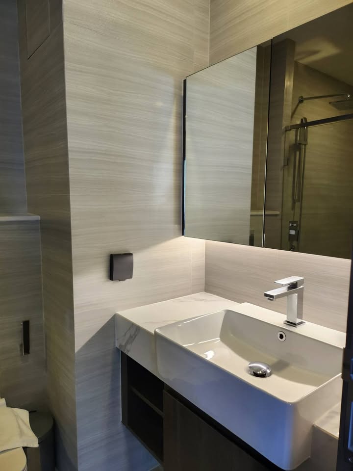 Park Origin Thonglor, 2 bed condo in Sukhumvit, Bangkok — photo 9