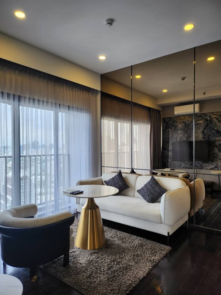 Park Origin Thonglor, 2 bed condo in Sukhumvit, Bangkok — photo 2