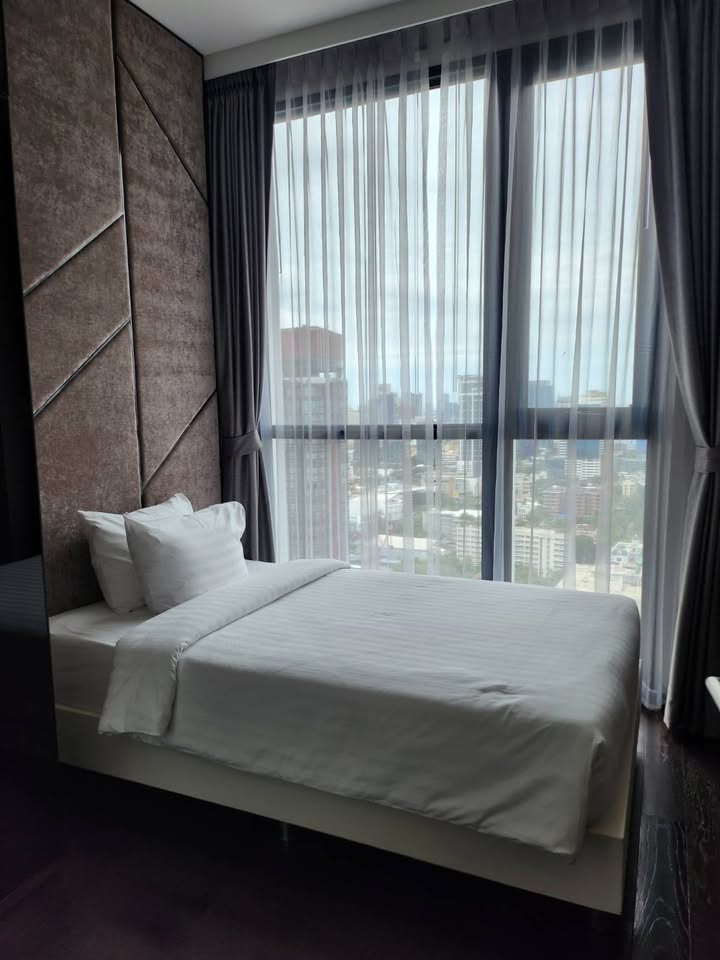Park Origin Thonglor, 2 bed condo in Sukhumvit, Bangkok — photo 6