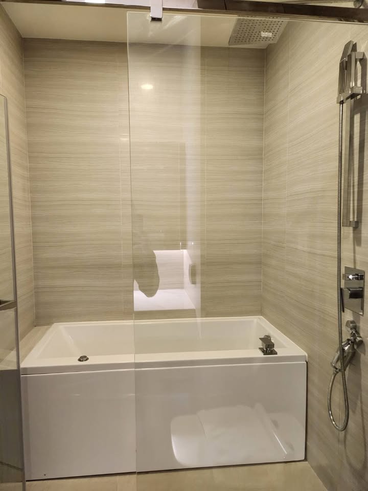Park Origin Thonglor, 2 bed condo in Sukhumvit, Bangkok — photo 10