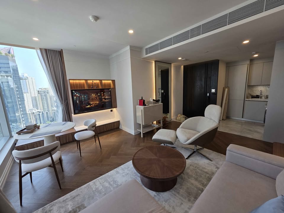 The Residences 38