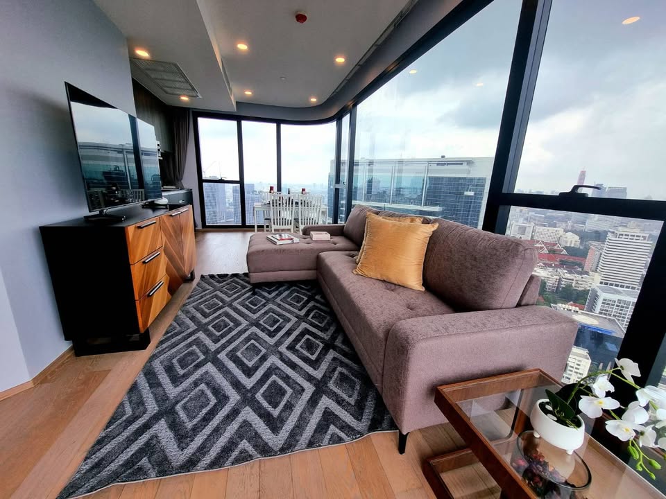 Ashton Chula - Silom