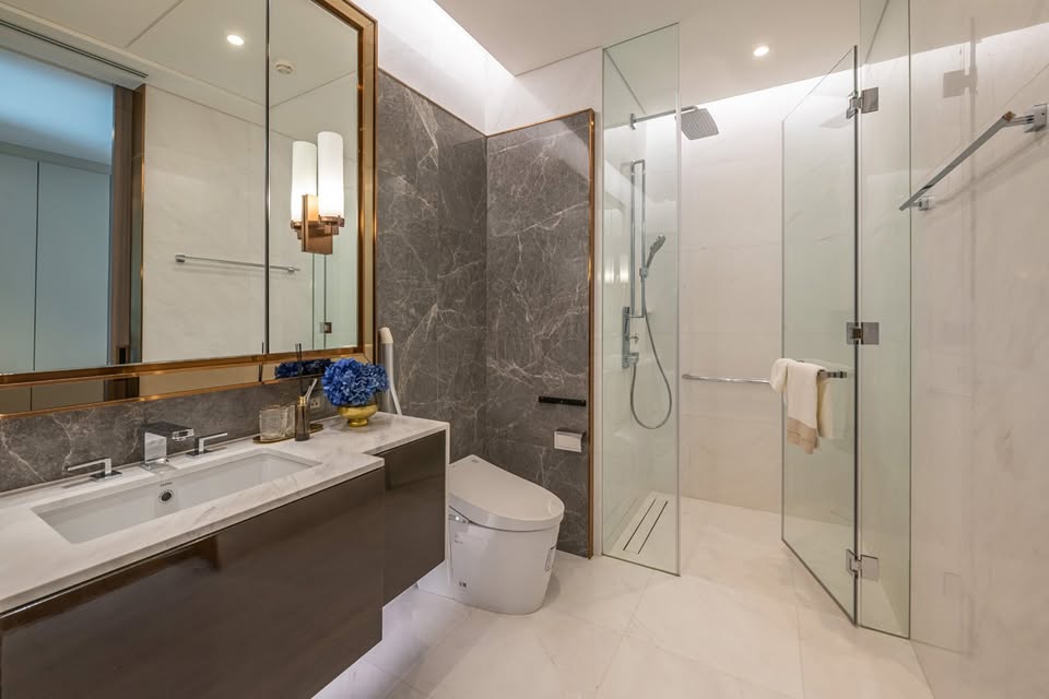 Sindhorn Tonson, 1 bed condo in Wireless, Bangkok — photo 23