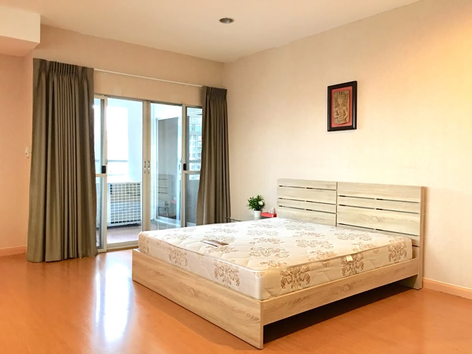 The Waterford Diamond Sukhumvit 30/1, 2 bed condo in Sukhumvit, Bangkok — photo 2