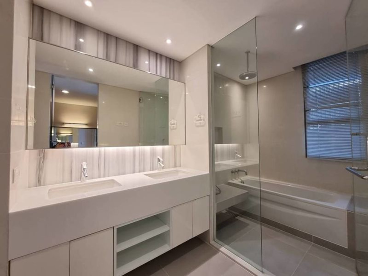 Aqua Sukhumvit 49, 2 bed condo in Sukhumvit, Bangkok — photo 7