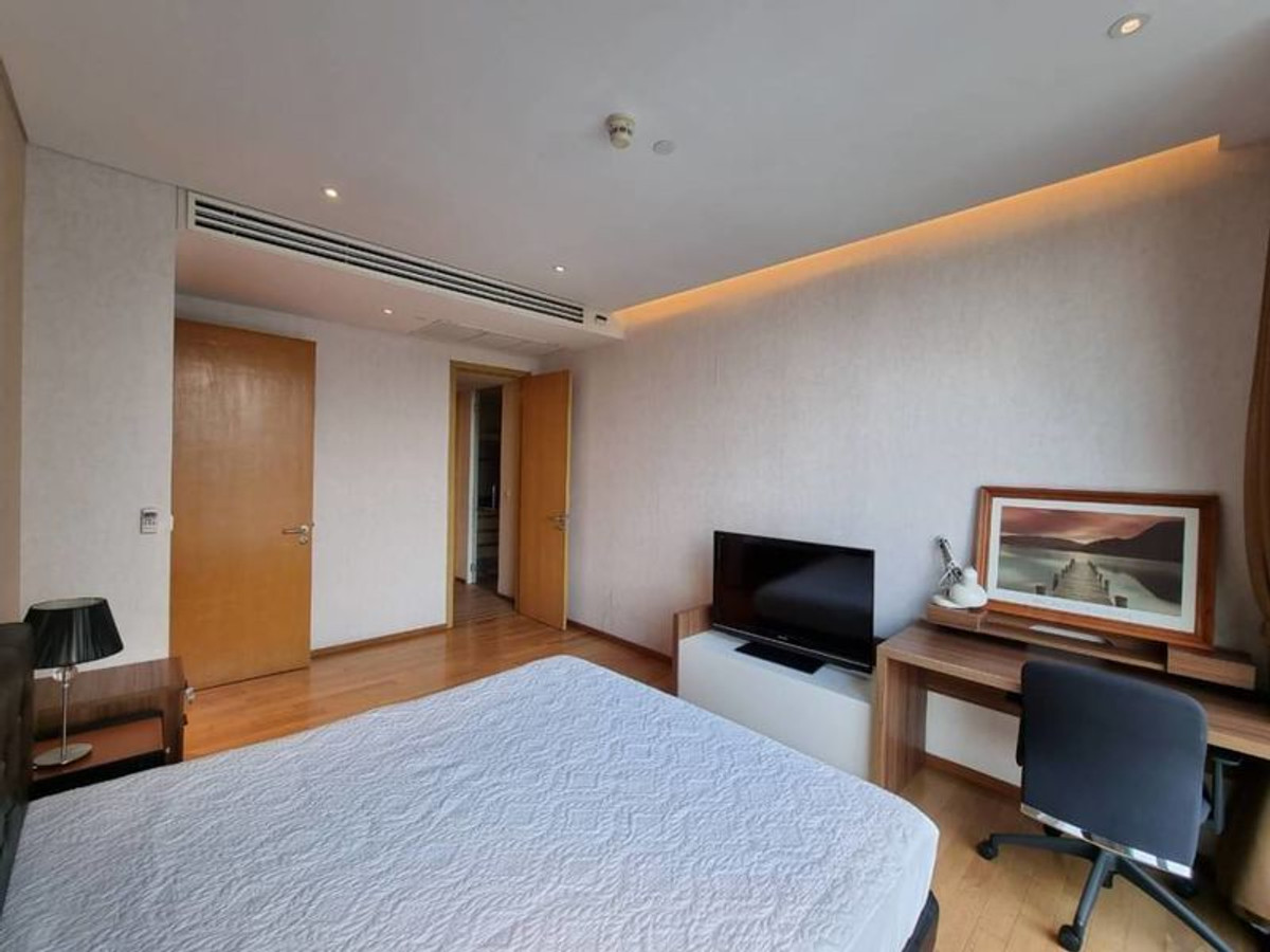 Aqua Sukhumvit 49, 2 bed condo in Sukhumvit, Bangkok — photo 6