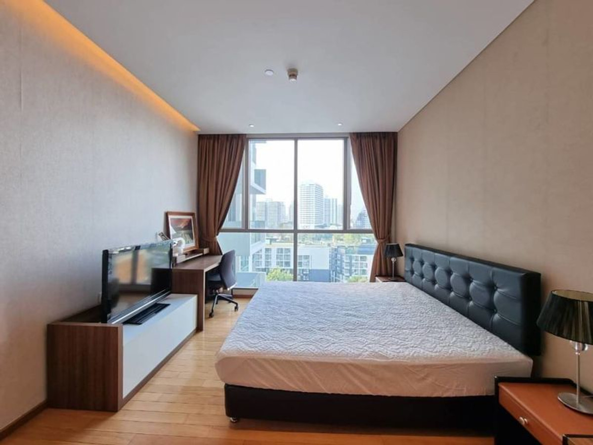 Aqua Sukhumvit 49, 2 bed condo in Sukhumvit, Bangkok — photo 9