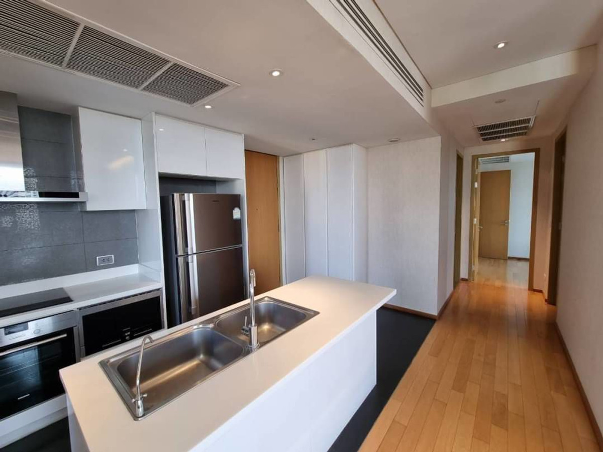 Aqua Sukhumvit 49, 2 bed condo in Sukhumvit, Bangkok — photo 3