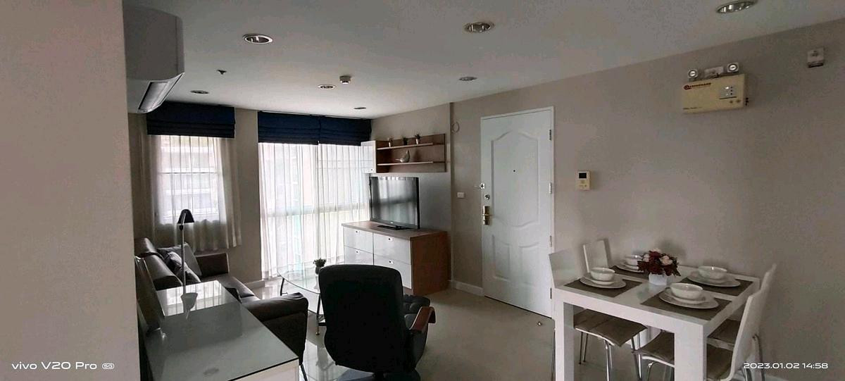 Serene Place Sukhumvit 24, 2 bed condo in Sukhumvit, Bangkok — photo 5