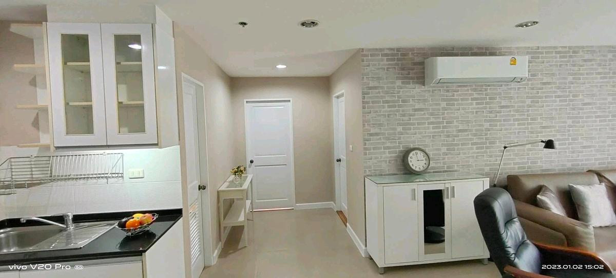 Serene Place Sukhumvit 24, 2 bed condo in Sukhumvit, Bangkok — photo 3