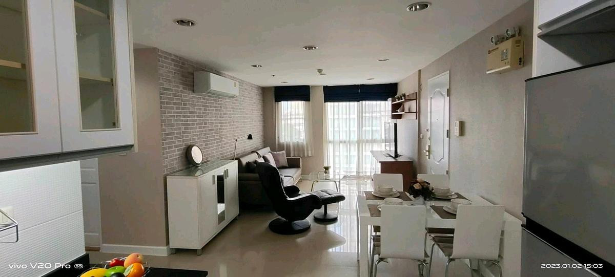 Serene Place Sukhumvit 24, 2 bed condo in Sukhumvit, Bangkok — photo 6