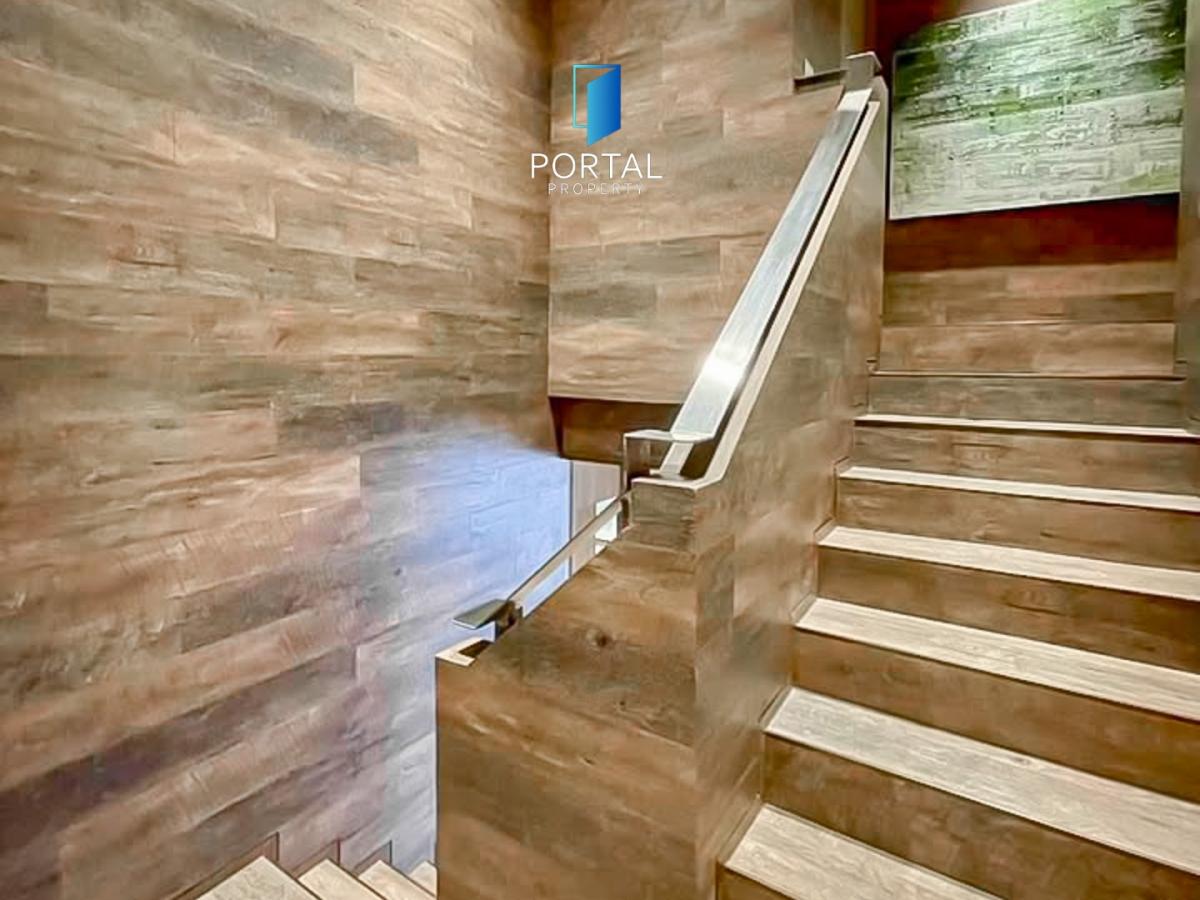 Noble Ploenchit, 3 bed condo in Wireless, Bangkok — photo 9