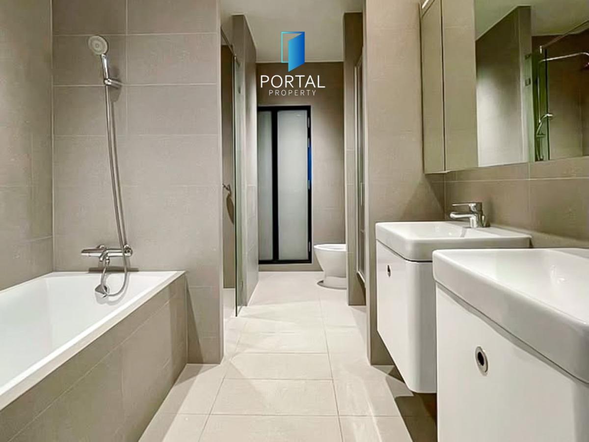 Noble Ploenchit, 3 bed condo in Wireless, Bangkok — photo 15