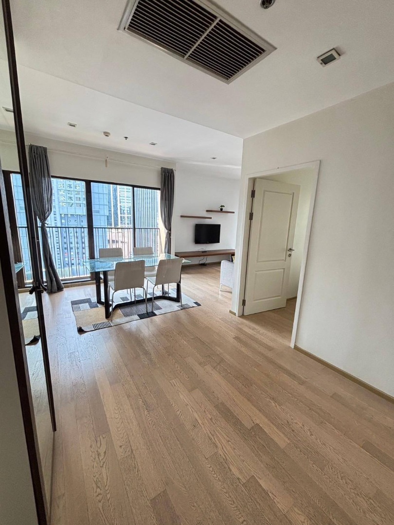 Noble Refine, 2 bed condo in Sukhumvit, Bangkok — photo 2