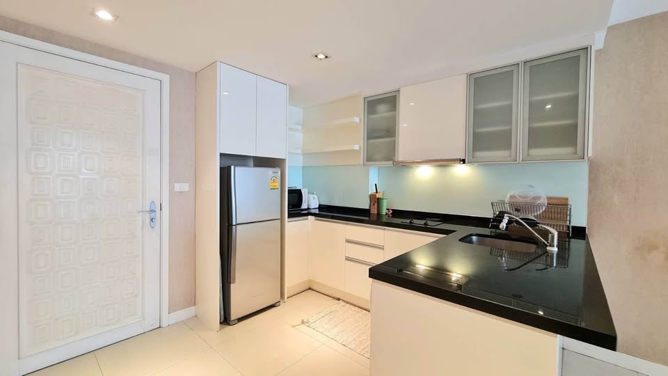 Le Nice Ekkamai, 1 bed condo in Sukhumvit, Bangkok — photo 3