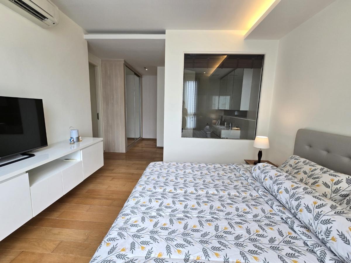 The Es Sukhumvit 43, 2 bed condo in Sukhumvit, Bangkok — photo 2
