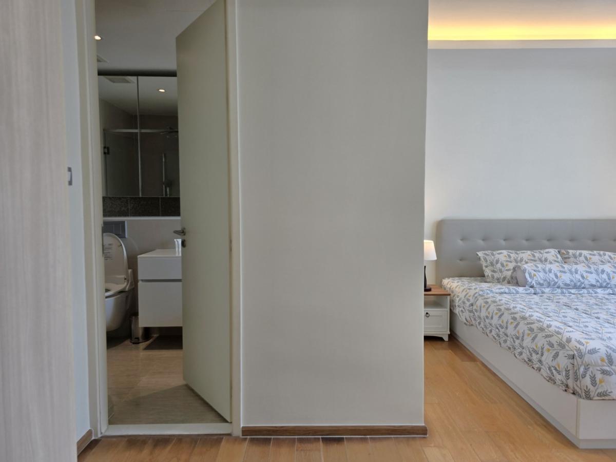 The Es Sukhumvit 43, 2 bed condo in Sukhumvit, Bangkok — photo 7